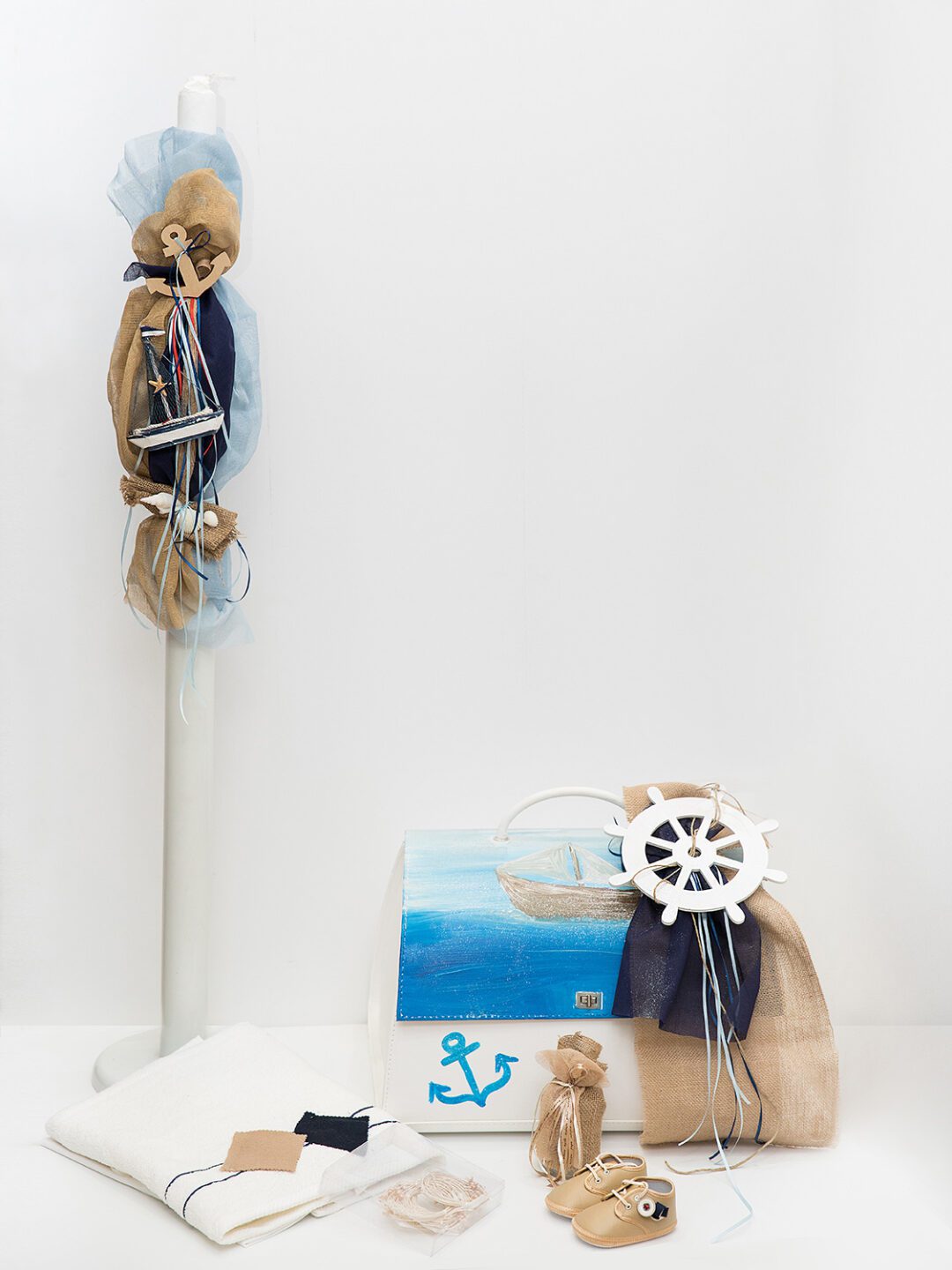 Σετ βάπτισης βαλίτσα δερματίνη με θέμα ναυτικό