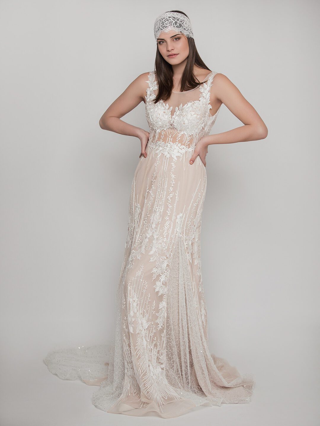 Νυφικό boho chic από γαλλικό τούλι με tattoo effect