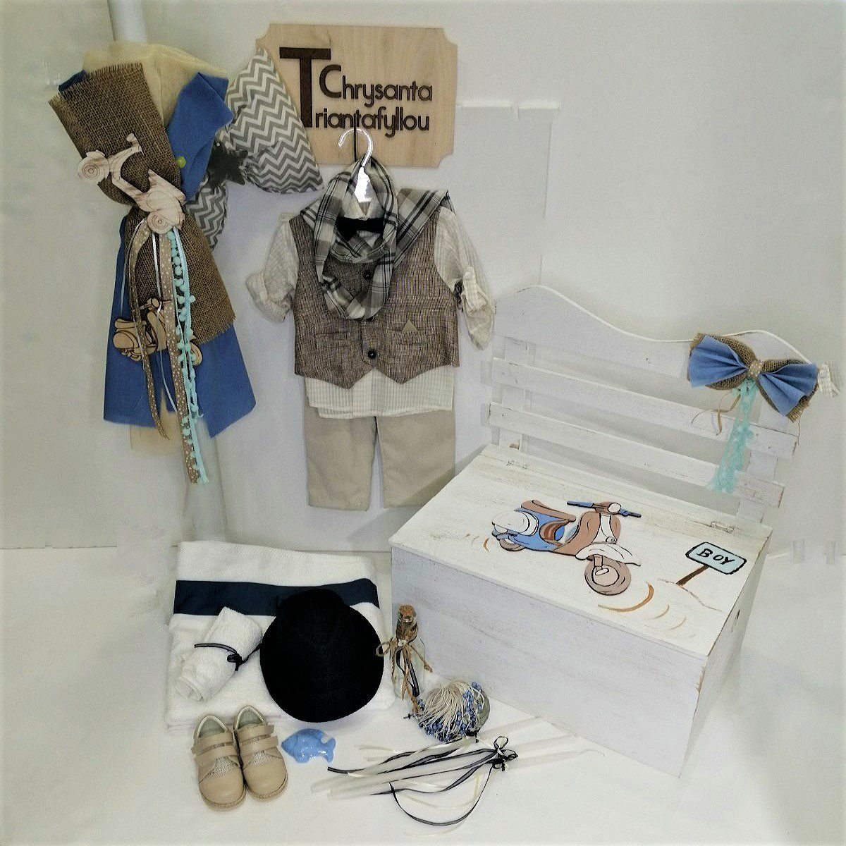 20201022_153419 Πλήρες σετ βάπτισης με θέμα τη Βέσπα, συνδυασμένο με ρούχο και παπούτσι