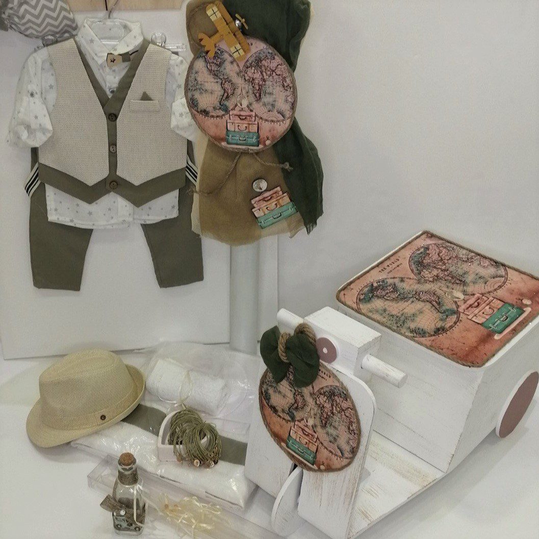 20201022_160308 Σετ βάπτισης για αγόρι με βέσπα και θέμα τα ταξίδια, το γύρο του κόσμου