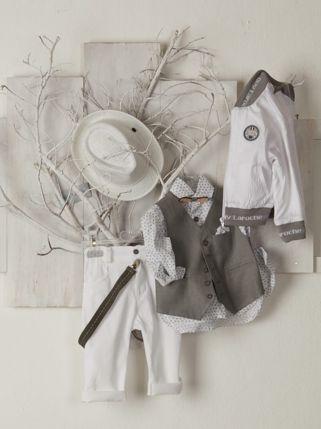 Βαπτιστικά ρούχα Guy Laroche