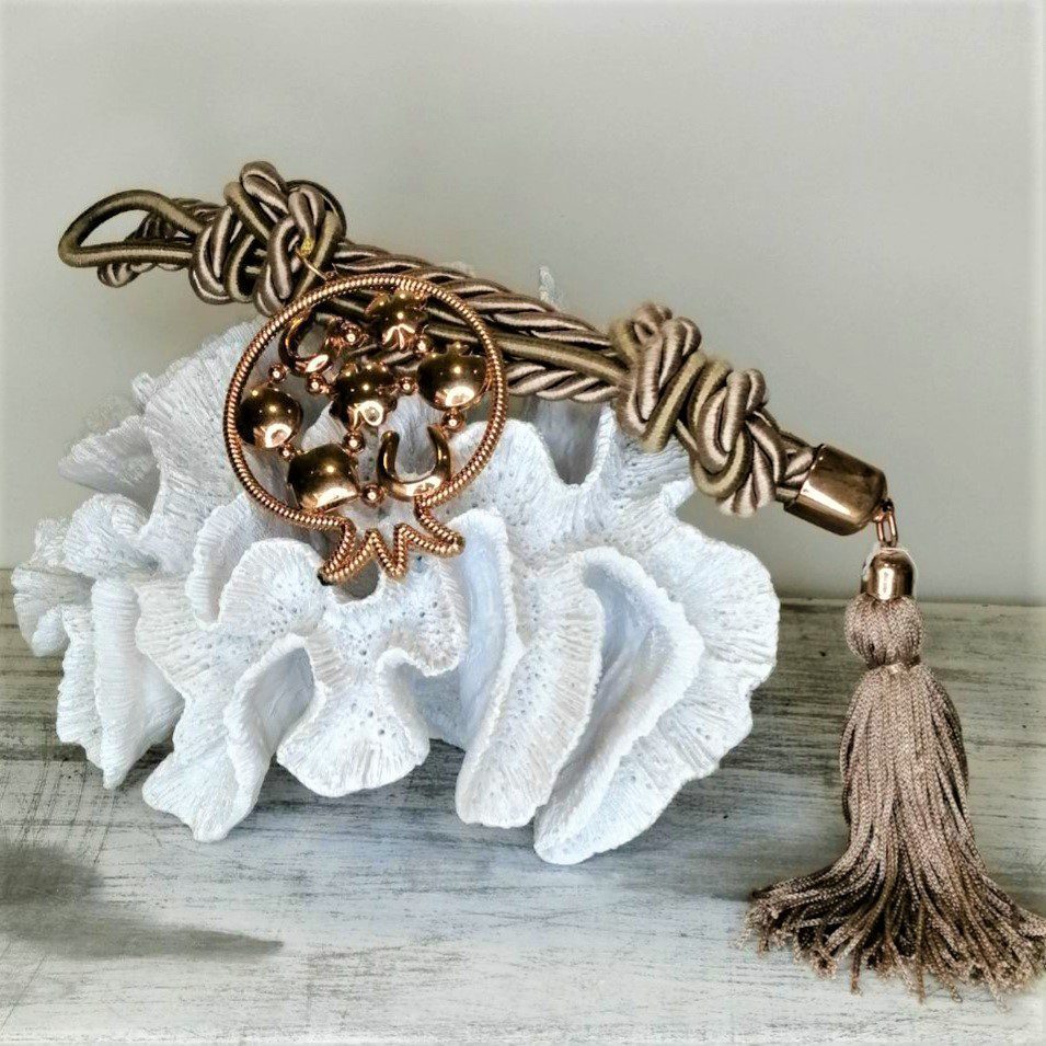 Γούρι σπιτιού με διακοσμητικό ρόδι