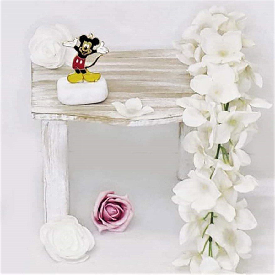 Μπομπονιέρα βάπτισης βότσαλο με επίχρυσο MIckey Mouse