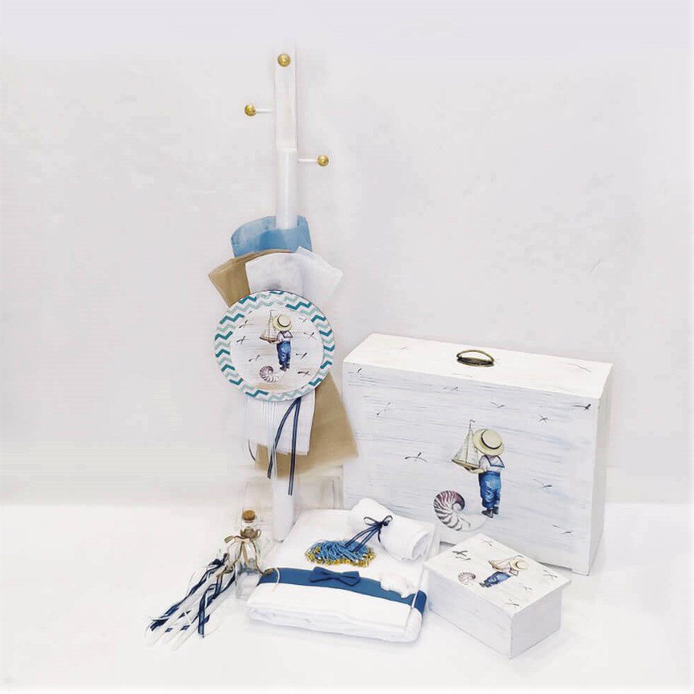 Πλήρες σετ βάπτισης με αγόρι στη θάλασσσα