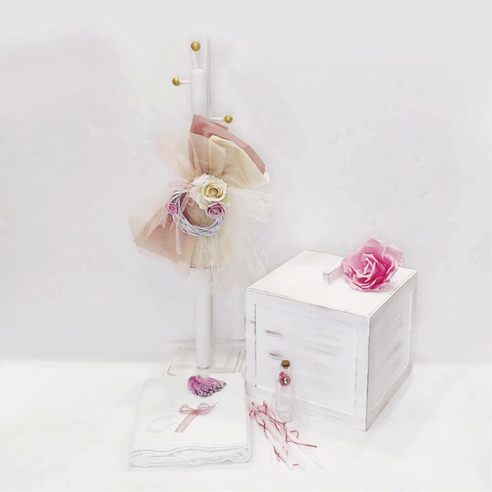 Πλήρες σετ βάπτισης με θέμα vintage λουλούδια, με ξύλινο αποθηκευτικό κύβο