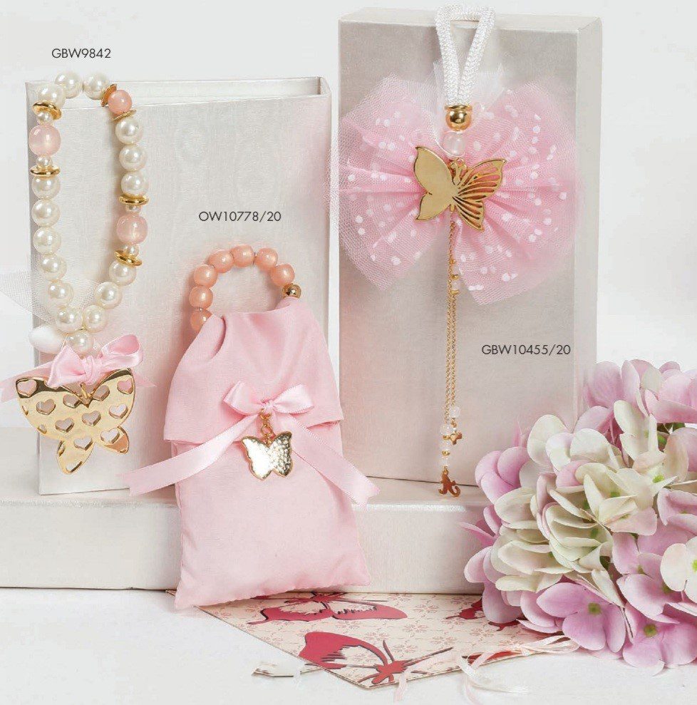 πολυτελείς μπομπονέρες με θέμα την πεταλούδα