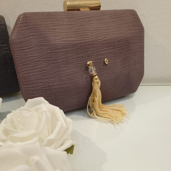 Τσαντάκι χειρός σε καφέ