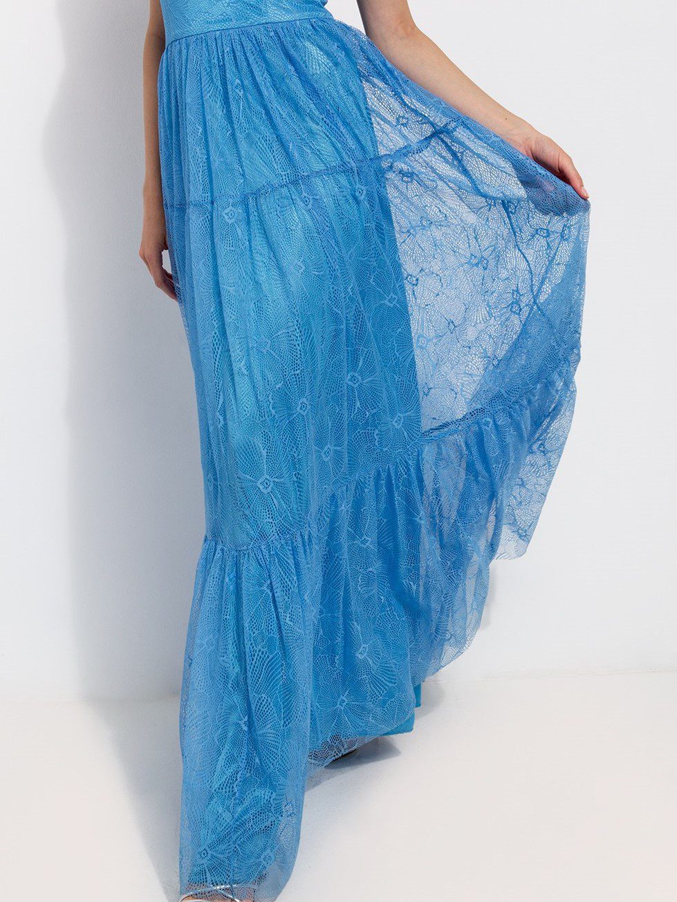 Μάξι φόρεμα δαντέλα Μάξι φόρεμα δαντέλα σε μπλε