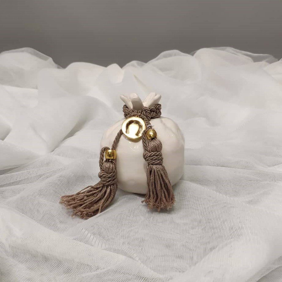 Γούρι 2023 κεραμικό ρόδι με γούρι