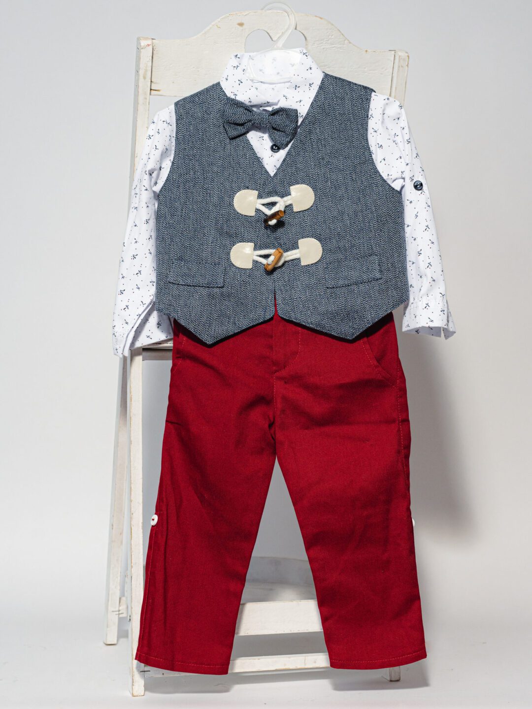 Βαπτιστικό κοστούμι με γιλέκο και παπιγιόν, σε κόκκινο με γκρι