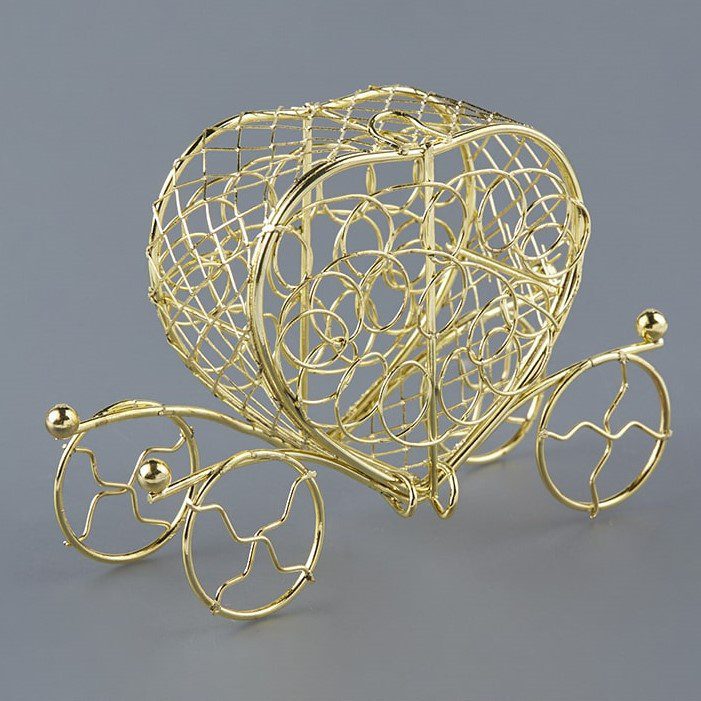 μεταλλική άμαξα καρδιά μπομπονιέρα σε χρυσό