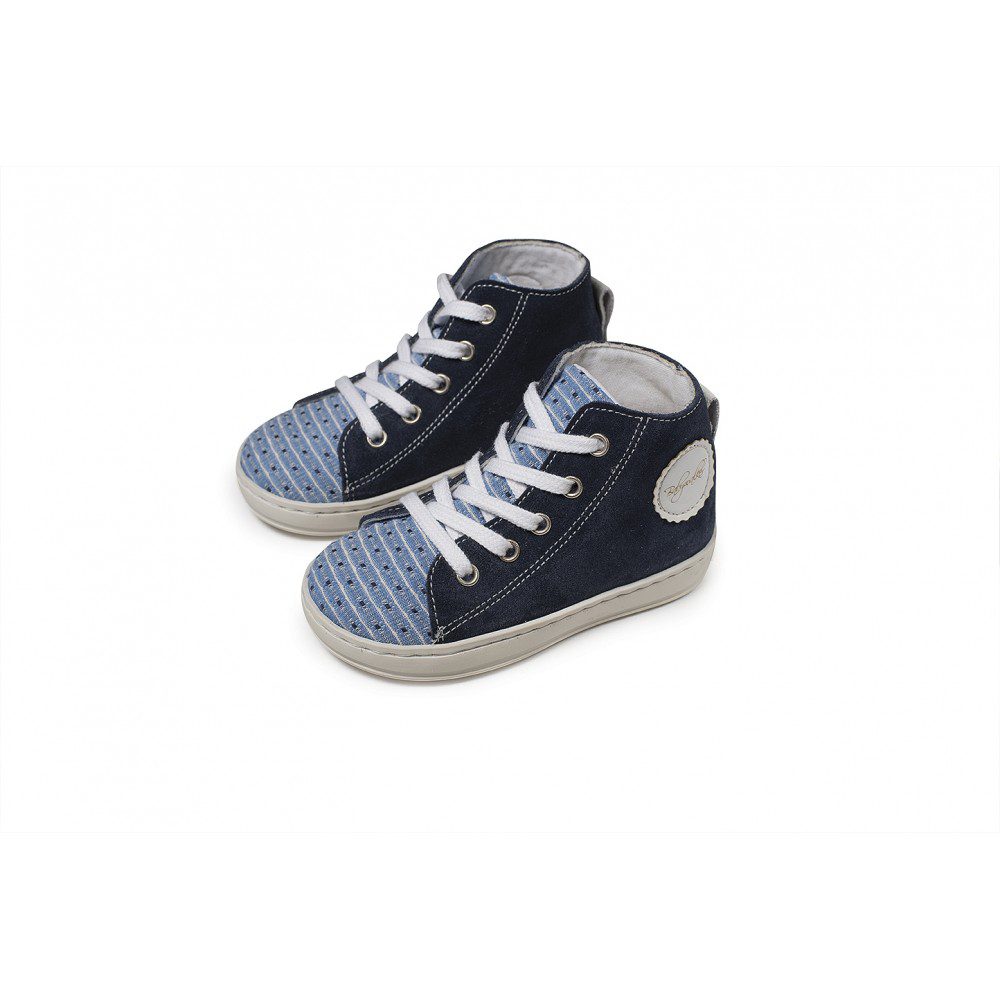 Βαπτιστικά παπούτσια μποτάκι τύπου all star, με κορδόνια σε μπλε σκούρο