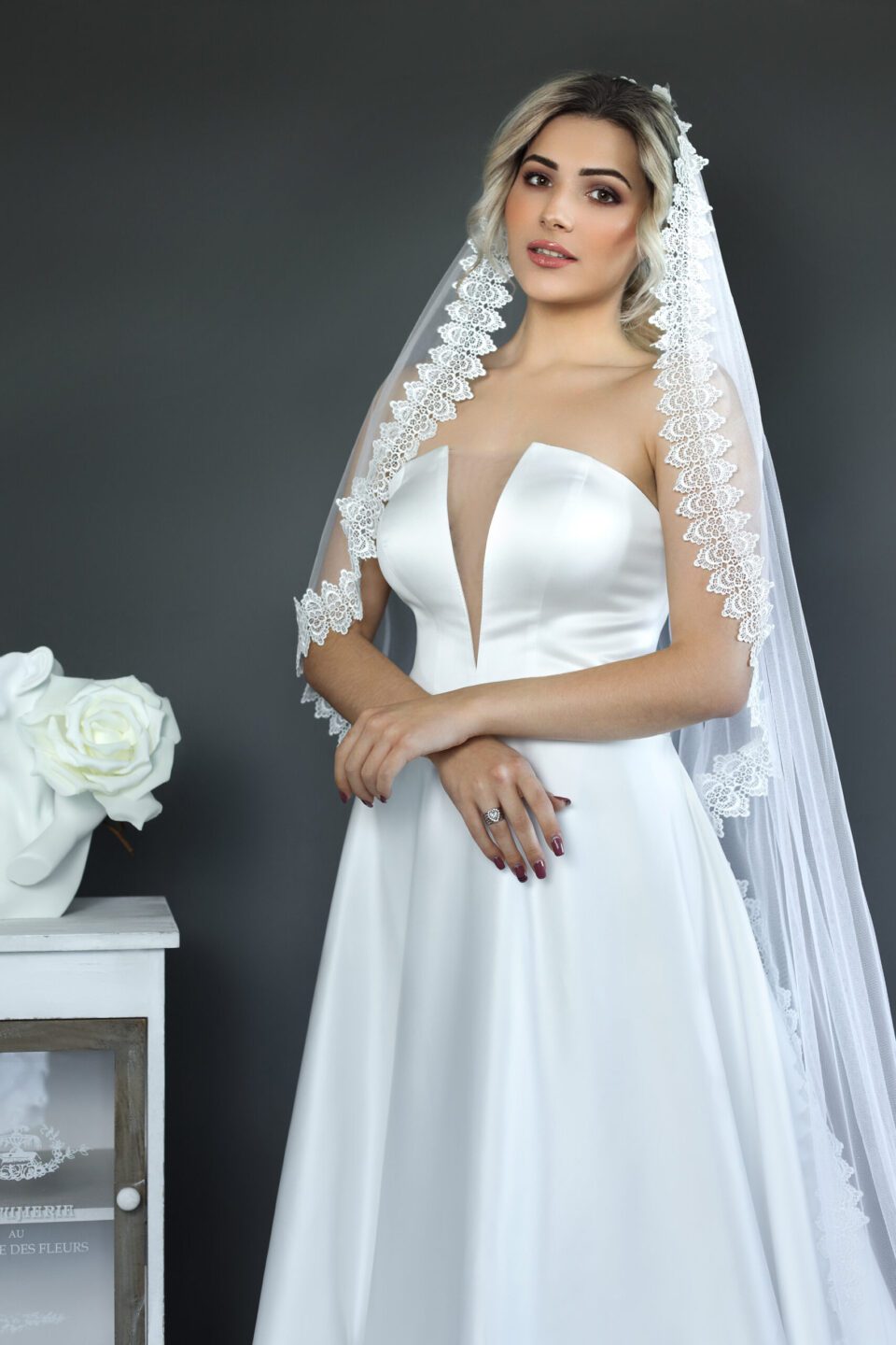 Πριγκιπικό νυφικό από μετάξι Mikado