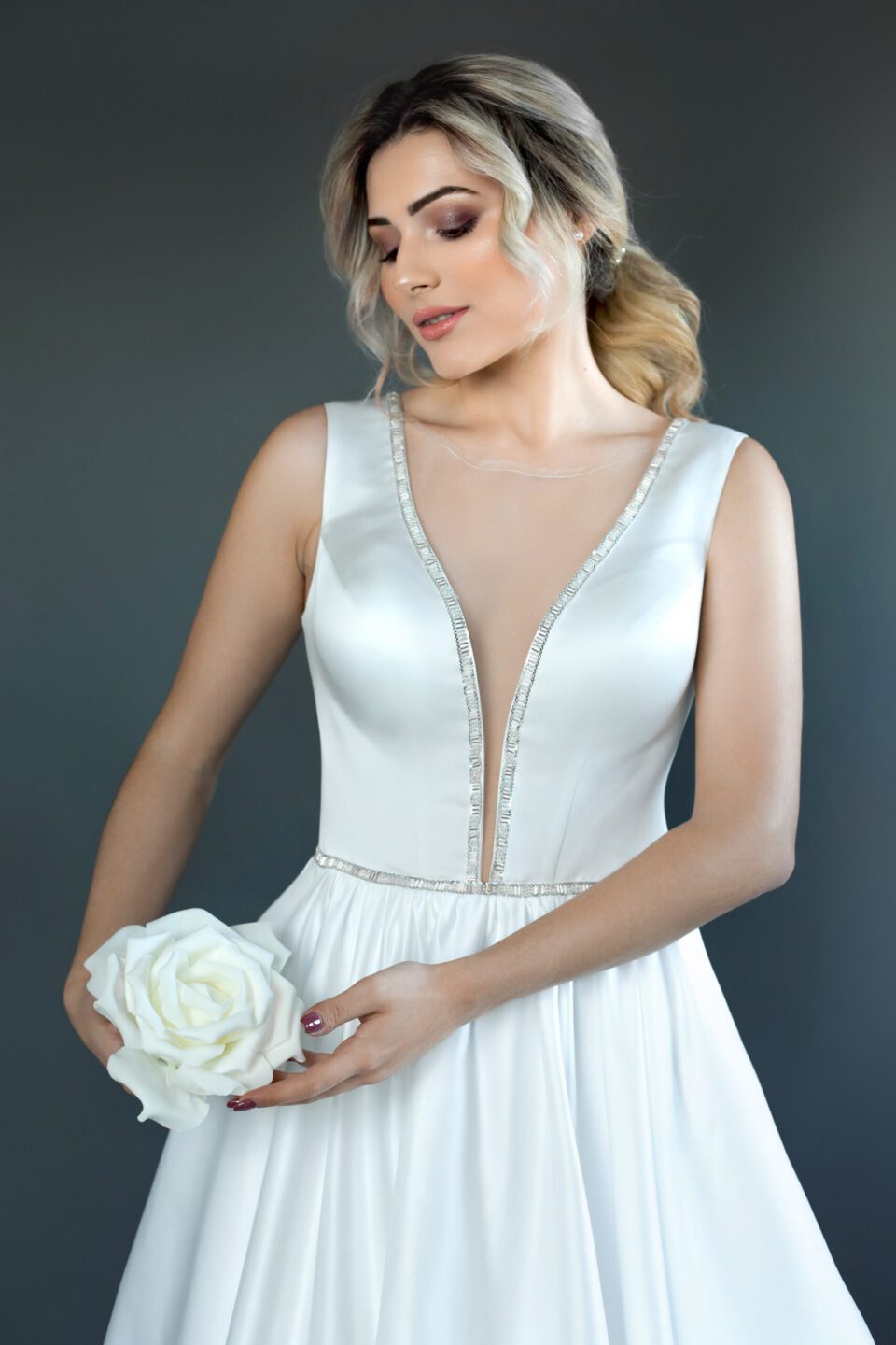 Πριγκιπικό νυφικό από μετάξι Mikado