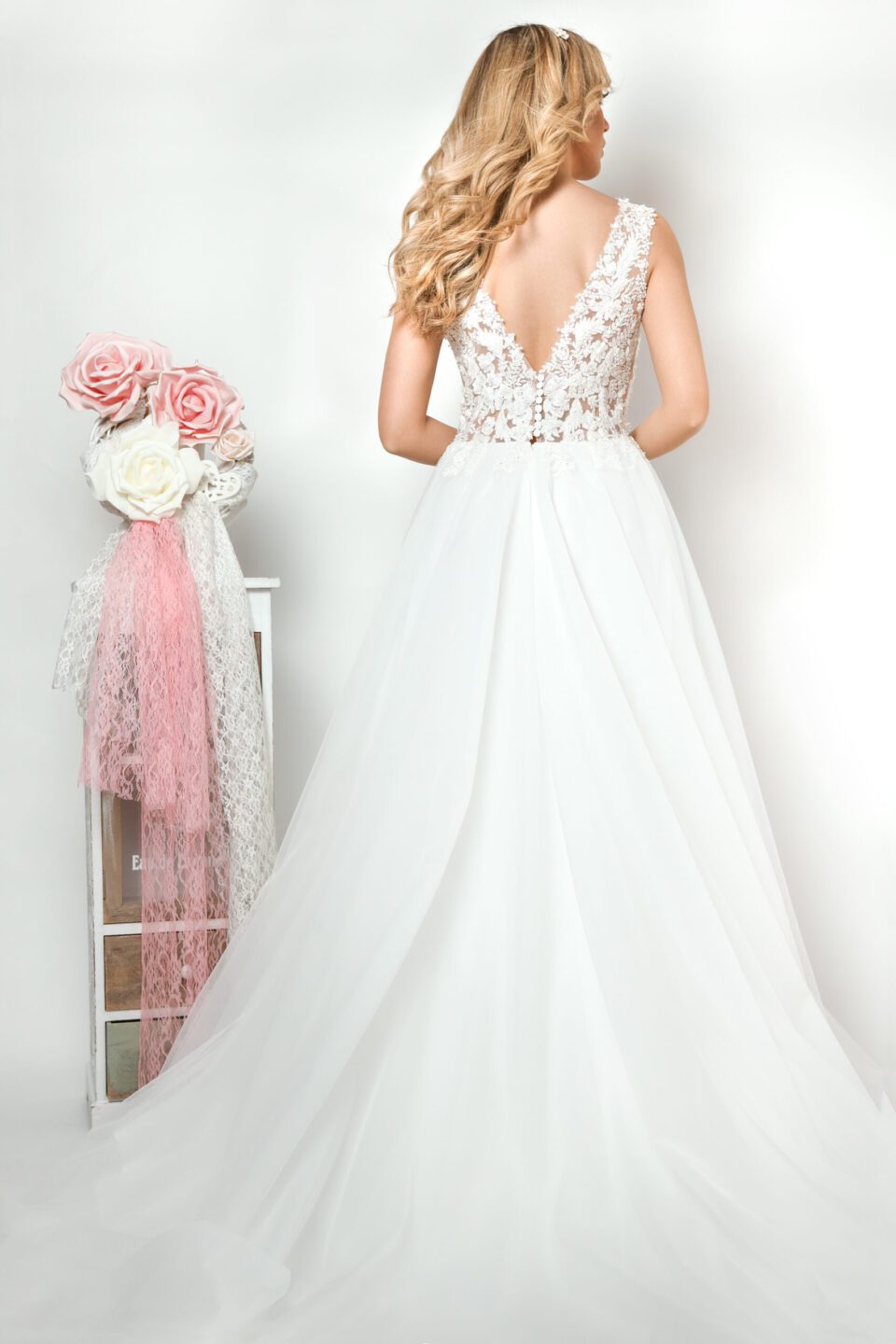 Εντυπωσιακό Νυφικό με μπούστο δαντέλα