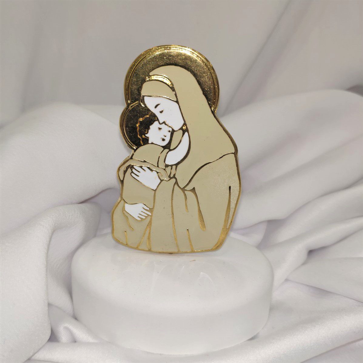 Μπομπονιέρα με λευκό βότσαλο και επίχρυση Παναγία