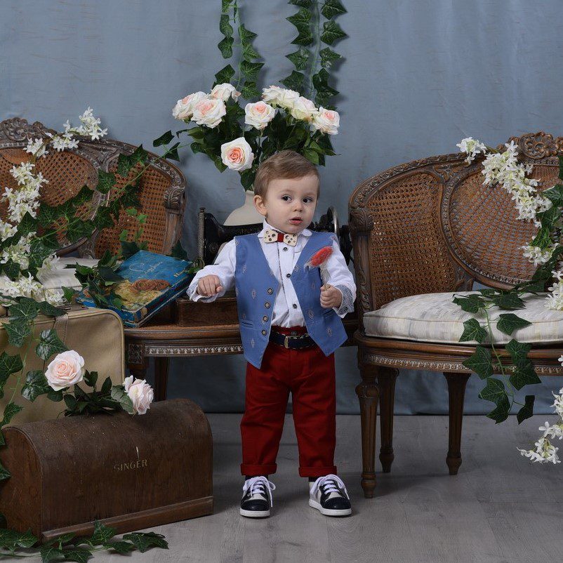 Βαπτιστικό κοστούμι σε γαλάζιο με μπορντό