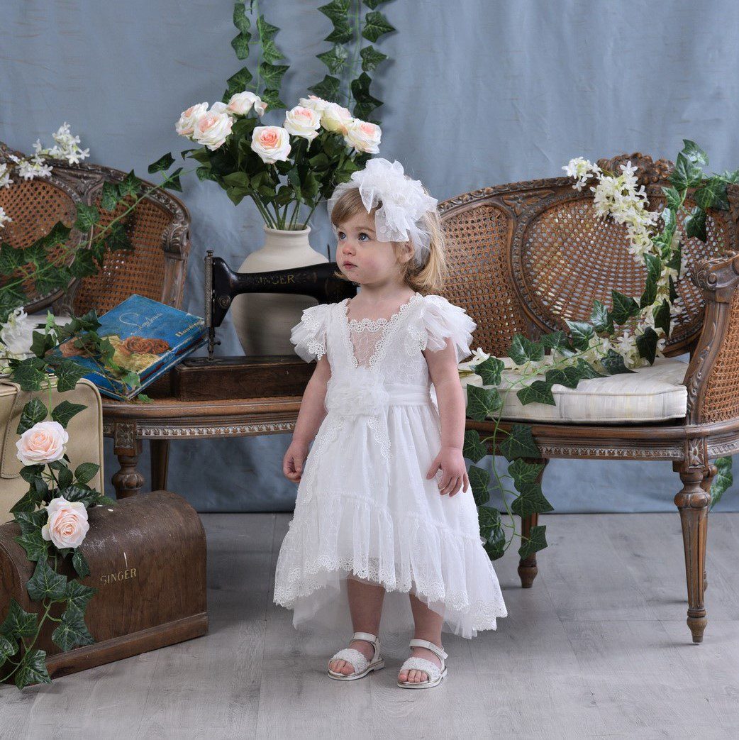 Boho βαπτιστικό φόρεμα με ουρά σε άσπρο