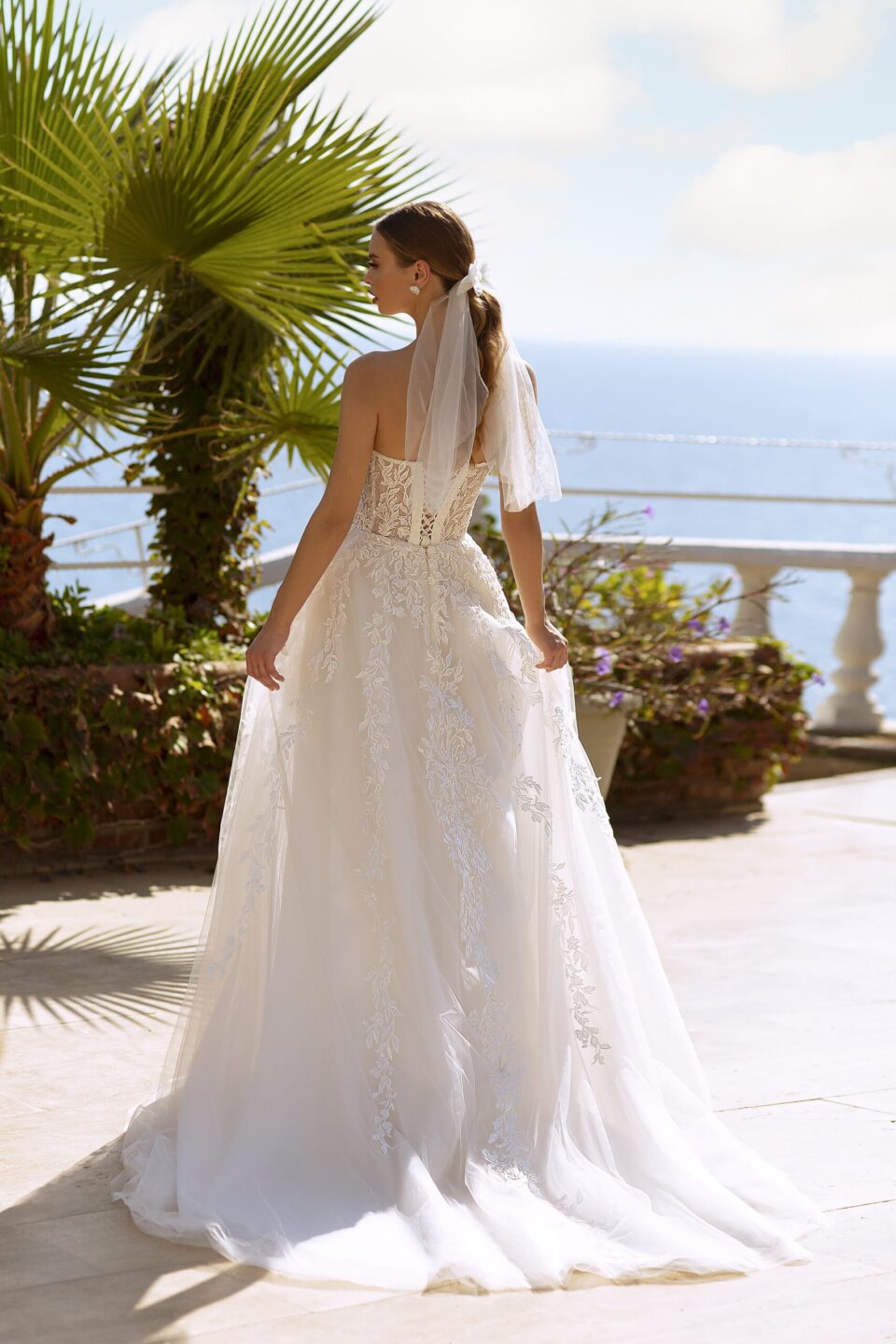 Wedding-dress-707-2 Παραμυθένιο νυφικό στράπλες με μανίκια σε ιβουάρ