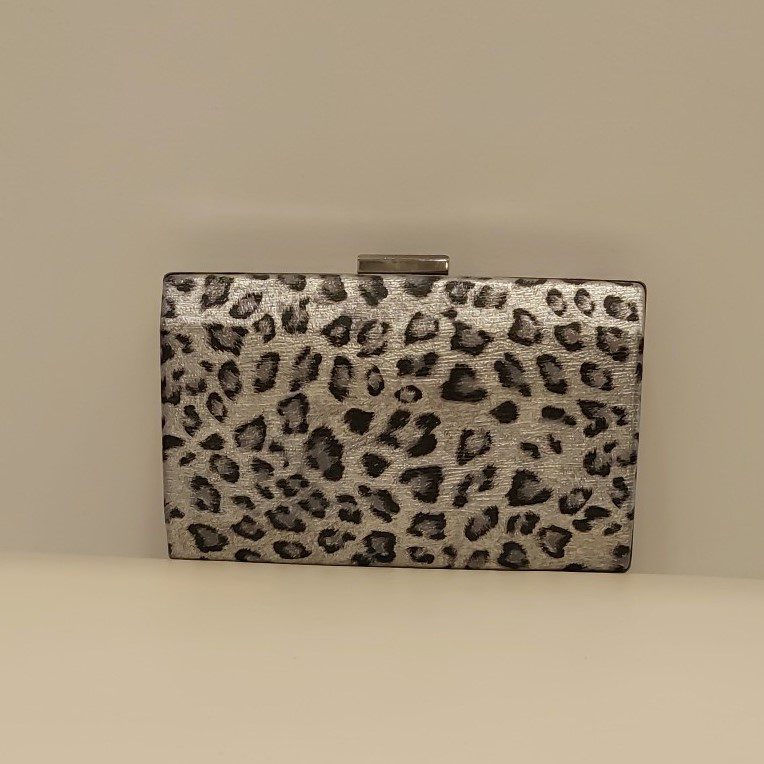 Clutch τσαντάκι σε animal print zebra