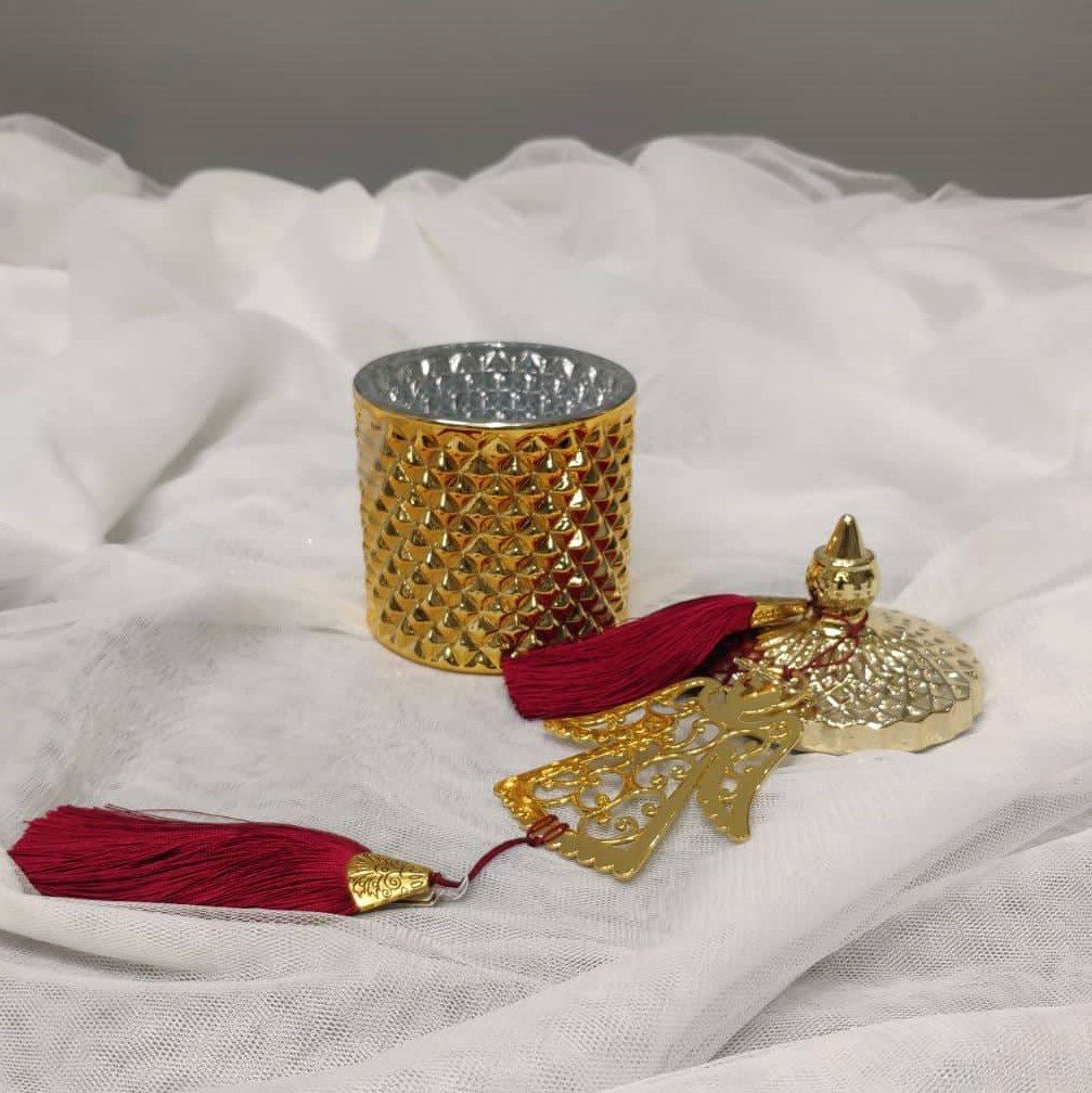 Γούρι 2023 θήκη κεριού με επίχρυσο γούρι