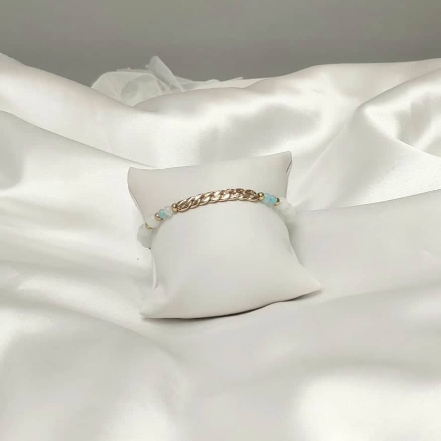 Βραχιόλι με ημιπολύτιμους λίθους και καδένα επιχρυσωμένη με 24 καράτια