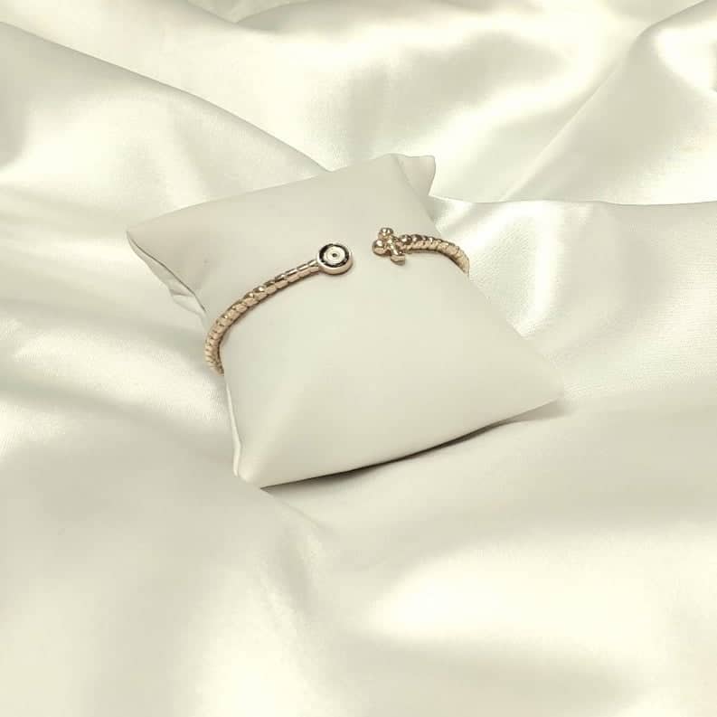 Χειροπέδα με ματάκι επιχρυσωμένη με 24 καράτια