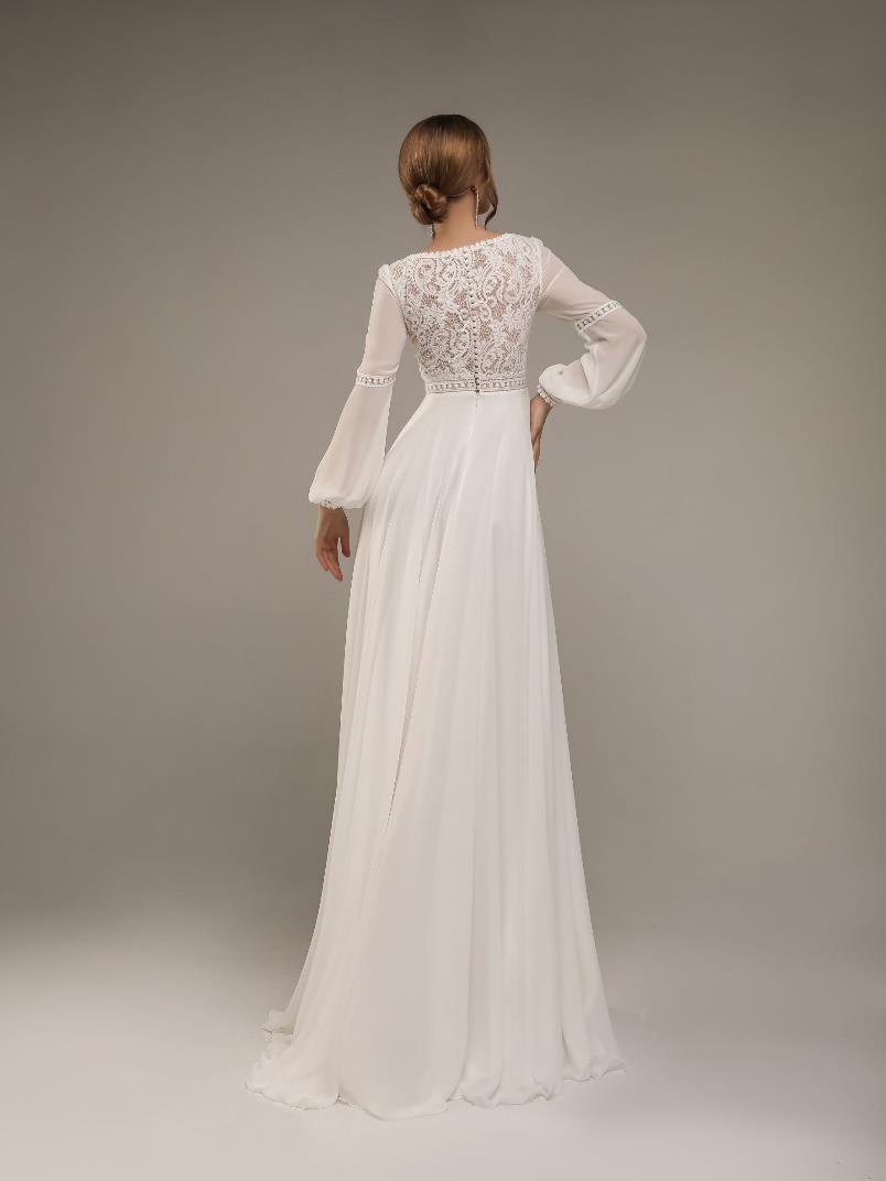 img56 Αέρινο νυφικό φόρεμα με μπούστο δαντέλα και μανίκι