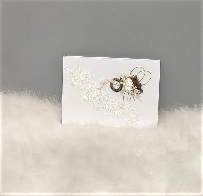 Βιβλίο Ευχών Γάμου με δαντέλα και λουλούδια