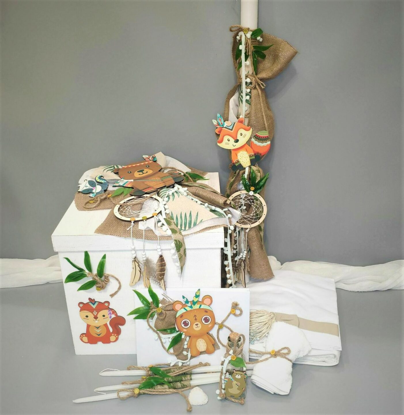 Πλήρες σετ βάπτισης με τα ζώα της ζούγκλας και βιβλίο ευχών