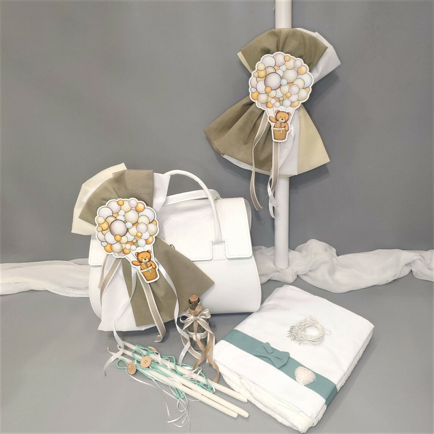 Πλήρες σετ βάπτισης για αγόρι με αρκουδάκι σε αερόστατο