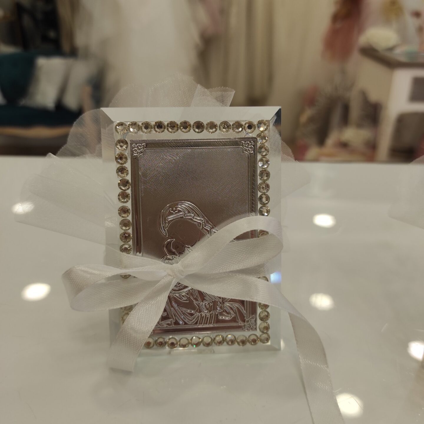 mpmponiera eikona (3) mpmponiera eikona (1)