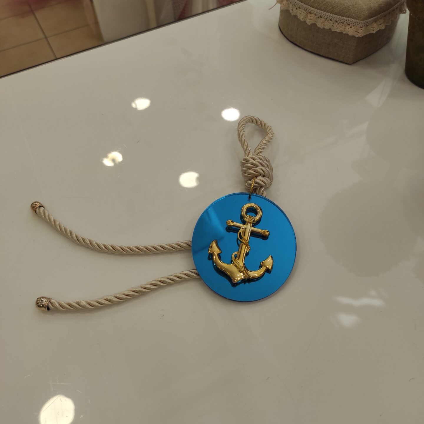 mpomponiera agkira1 mpomponiera agkira