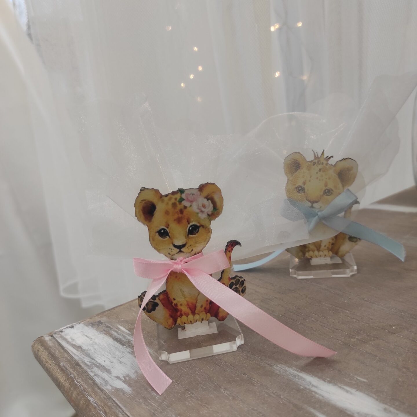 mpomponiera plexy glass me thema