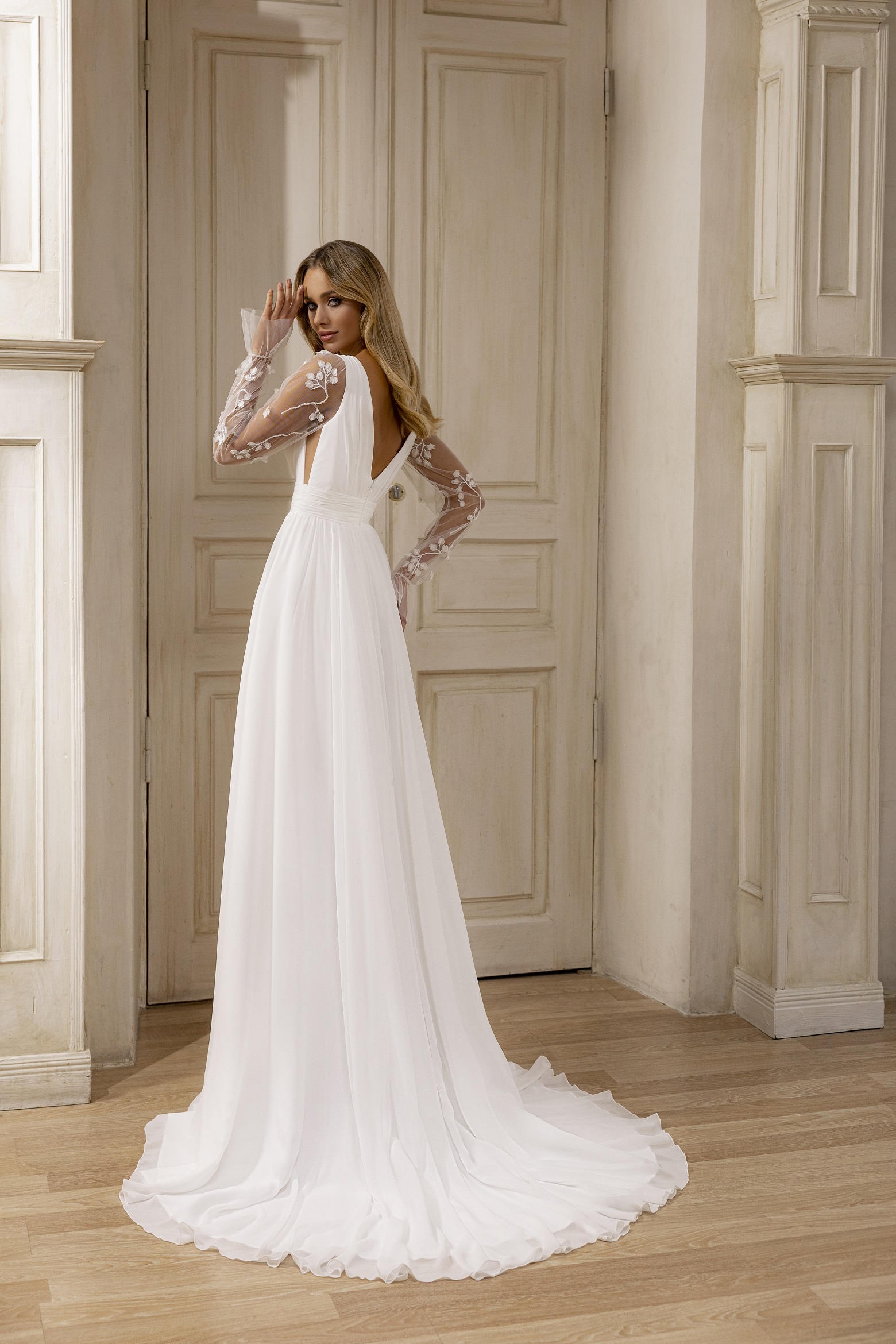1203-3-Lady-Di-Bride-wedding-dress