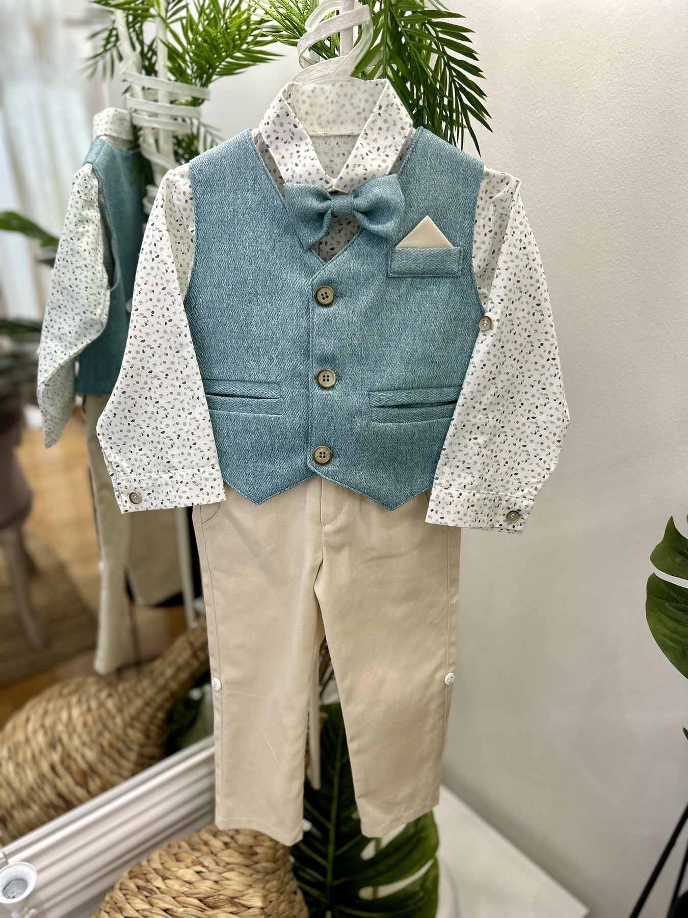 Βαπτιστικό κουστούμι με βεραμάν γιλέκο
