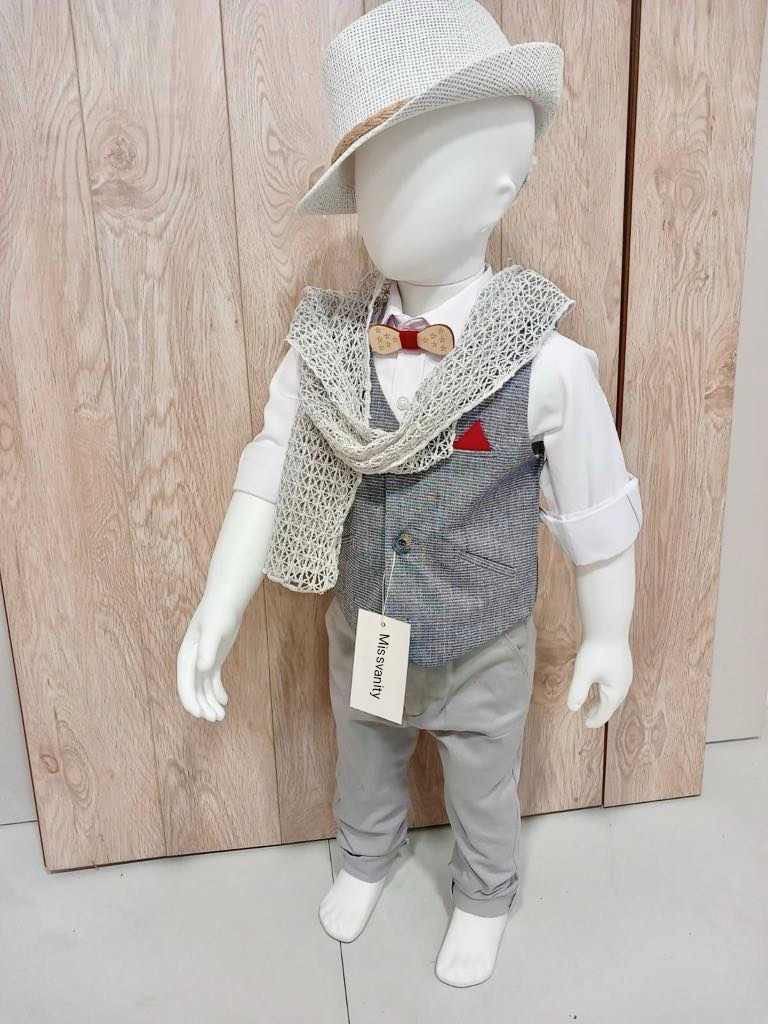 Βαπτιστικό κουστούμι σε γκρι αποχρώσεις